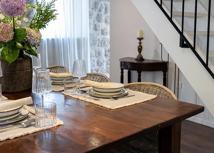 Heritage House Stone Orchard