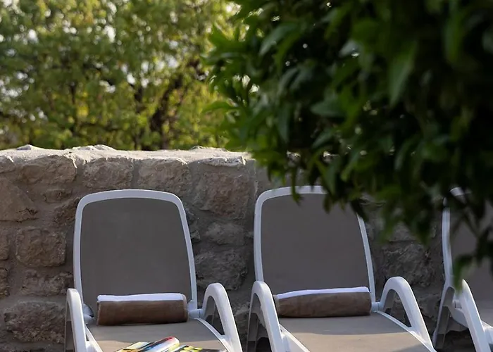 Heritage House Stone Orchard