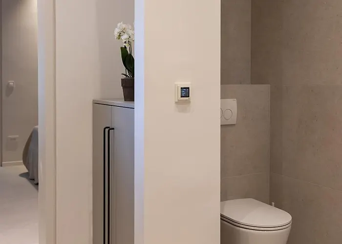 Heritage House Stone Orchard