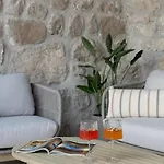 Heritage House Stone Orchard *