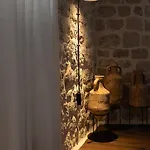 Heritage House Stone Orchard *