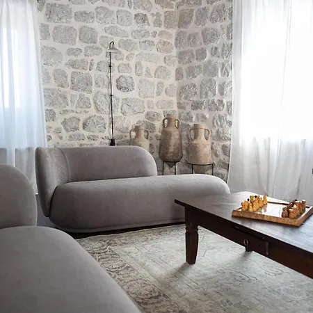 Heritage House Stone Orchard Villa
