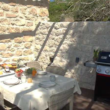 Villa Heritage House Stone Orchard, Near Dubrovnik
